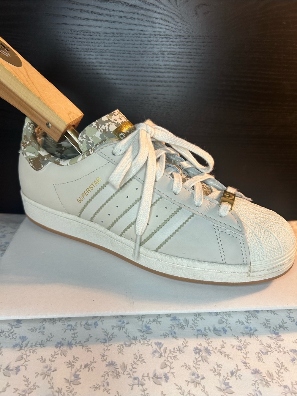 Adidas Superstar Women’s 8 White Leather Sneakers with Camo Accent